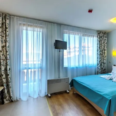 Panorama Hotel 4*